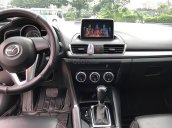 Bán xe Mazda 3 2.0, đăng ký T4/2015, màu trắng