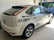 Bán Ford Focus năm sản xuất 2011, màu trắng, 326tr