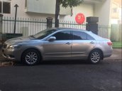 Cần bán gấp Toyota Camry 2.4AT 2010, màu bạc chính chủ