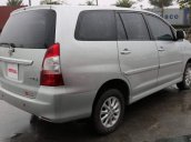 Bán xe Toyota Innova E 2.0MT đời 2013, màu bạc