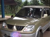 Bán Mitsubishi Jolie màu vàng cát, đời 2005, số tay, máy xăng