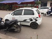 Bán Chevrolet Spark màu trắng, đời 2009, máy móc ổn