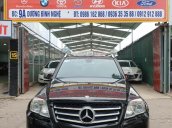 Cần bán Mercedes GLK300 đời 2009, màu đen