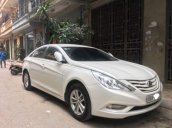 Bán Hyundai Sonata năm sản xuất 2010, màu trắng, nhập khẩu