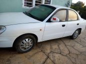 Cần bán xe Daewoo Nubira đời 2003, màu trắng