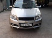 Cần bán Chevrolet Aveo 2015, màu bạc, nhập khẩu, giá tốt