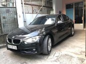 Bán BMW 320i sx 2016 đăng ký 2017, số tự động, máy xăng, màu đen nội thất kem sang trọng