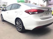 Cần bán gấp Kia Cerato đời 2018, màu trắng