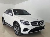 Cần bán xe Mercedes 300 4Matic đời 2018, màu trắng