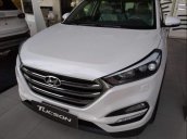 Bán Hyundai Tucson đời 2018, màu trắng, giao xe toàn quốc