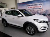 Bán Hyundai Tucson đời 2018, màu trắng, giao xe toàn quốc