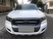 Cần bán xe Ford Ranger 2017, máy dầu, số sàn, màu trắng