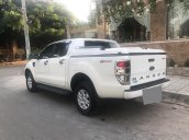 Cần bán xe Ford Ranger 2017, máy dầu, số sàn, màu trắng