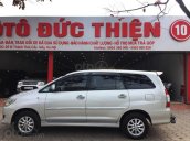 Bán ô tô Toyota Innova 2.0E đời 2012, màu bạc số sàn