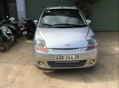 Cần bán lại xe Chevrolet Spark đời 2009, màu bạc xe gia đình