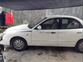 Cần bán xe Daewoo Nubira 1.6 đời 2002, màu trắng giá cạnh tranh