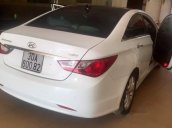 Cần bán gấp Hyundai Sonata năm 2010, màu trắng, nhập khẩu, giá chỉ 545 triệu