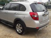 Cần bán xe Chevrolet Captiva sản xuất 2008, màu bạc, giá tốt