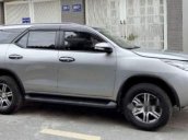 Bán Toyota Fortuner G sản xuất 2017, màu bạc, nhập khẩu nguyên chiếc số sàn