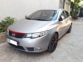 Cần bán Kia Forte 1.6 AT đời 2011, màu bạc còn mới