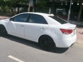 Bán Kia Forte 1.6AT đời 2010, màu trắng, nhập khẩu nguyên chiếc xe gia đình