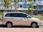 Gia đình bán Toyota Innova 2.0E 2015, màu vàng cát