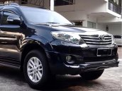 Cần bán xe Toyota Fortuner năm 2013, màu đen, không đâm va ngập nước