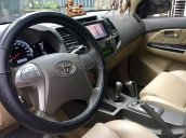 Cần bán gấp Toyota Fortuner 2.7V 4x4 AT đời 2013, xe màu bạc