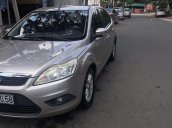 Cần bán Ford Focus 1.8 AT 2010, màu bạc, xe cũ