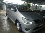 Cần bán xe Toyota Innova sản xuất năm 2008, màu bạc xe gia đình