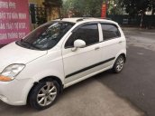 Cần bán Chevrolet Spark sản xuất 2011, màu trắng