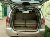 Cần bán gấp Toyota Innova năm sản xuất 2006, xe gia đình