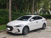 Cần bán gấp Hyundai Elantra năm 2017, màu trắng chính chủ, giá 525tr