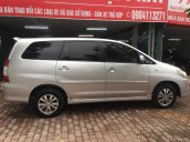 Cần bán Toyota Innova G 2.0AT năm sản xuất 2012, màu bạc giá cạnh tranh