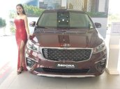 Cần bán xe Kia Sedona sản xuất 2019, màu đỏ, giá tốt