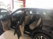 Bán xe Kia Sorento năm 2019, màu đen, xe mới 100%