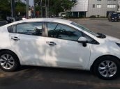 Cần bán gấp Kia Rio AT sản xuất 2016, màu trắng, mới 21.000km