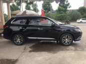 Bán xe Mitsubishi Outlander 2.0 đời 2019, màu đen giá cạnh tranh