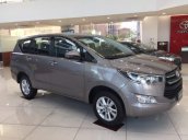 Bán xe Toyota Innova đời 2019, màu xám, giá 746tr