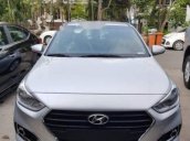 Bán Hyundai Accent 1.4MT Base sản xuất năm 2019, màu bạc số sàn