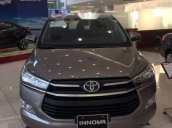 Bán xe Toyota Innova đời 2019, màu xám, giá 746tr