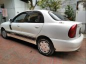 Bán Daewoo Lanos đời 2001, màu trắng đẹp như mới, giá tốt