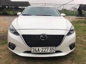 Bán Mazda 3 1.5 AT 2015, màu trắng số tự động