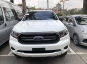 Ford Ranger XLS 1 cầu, số sàn, hãy gọi ngay Ford Pháp Vân. Tặng ngay 1 năm BH cho khách hàng ký HĐ tháng này