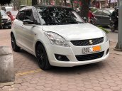 Cần bán Suzuki Swift đời 2017, màu trắng sang trọng