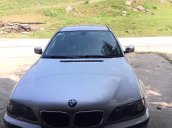 Bán BMW 318i năm sản xuất 2003, màu bạc còn mới, giá tốt