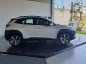 Cần bán xe Hyundai Kona 2.0 AT năm 2019, màu trắng