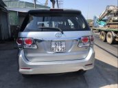 Bán xe Toyota Fortuner đời 2014, màu bạc chính chủ