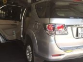 Cần bán Toyota Fortuner sản xuất năm 2015, màu bạc, giá 840tr