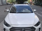 Chính chủ bán Hyundai Elantra sản xuất năm 2018, màu trắng